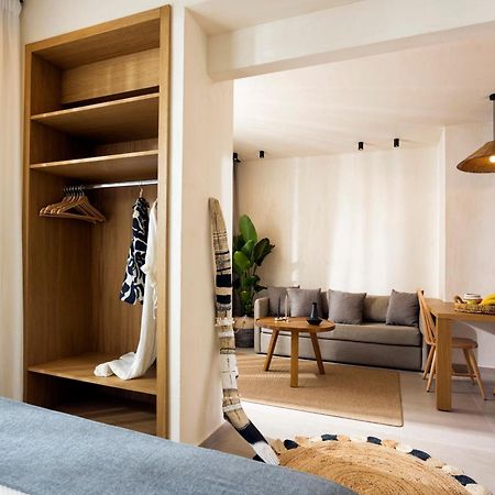 Pnoes Luxury Suites パリウリ エクステリア 写真