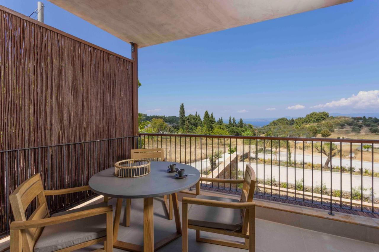 Pnoes Luxury Suites パリウリ エクステリア 写真